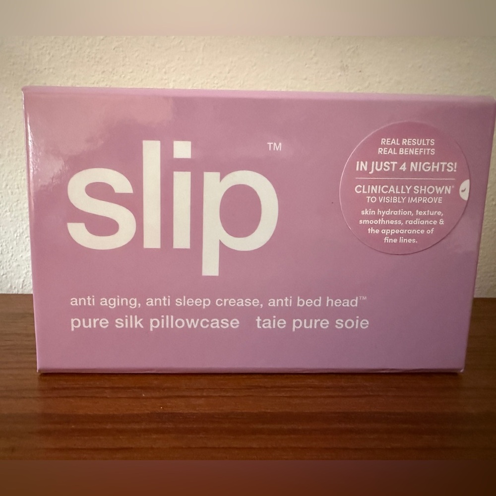 NIB Slip Pure Silk Pillowcase in Wildflower